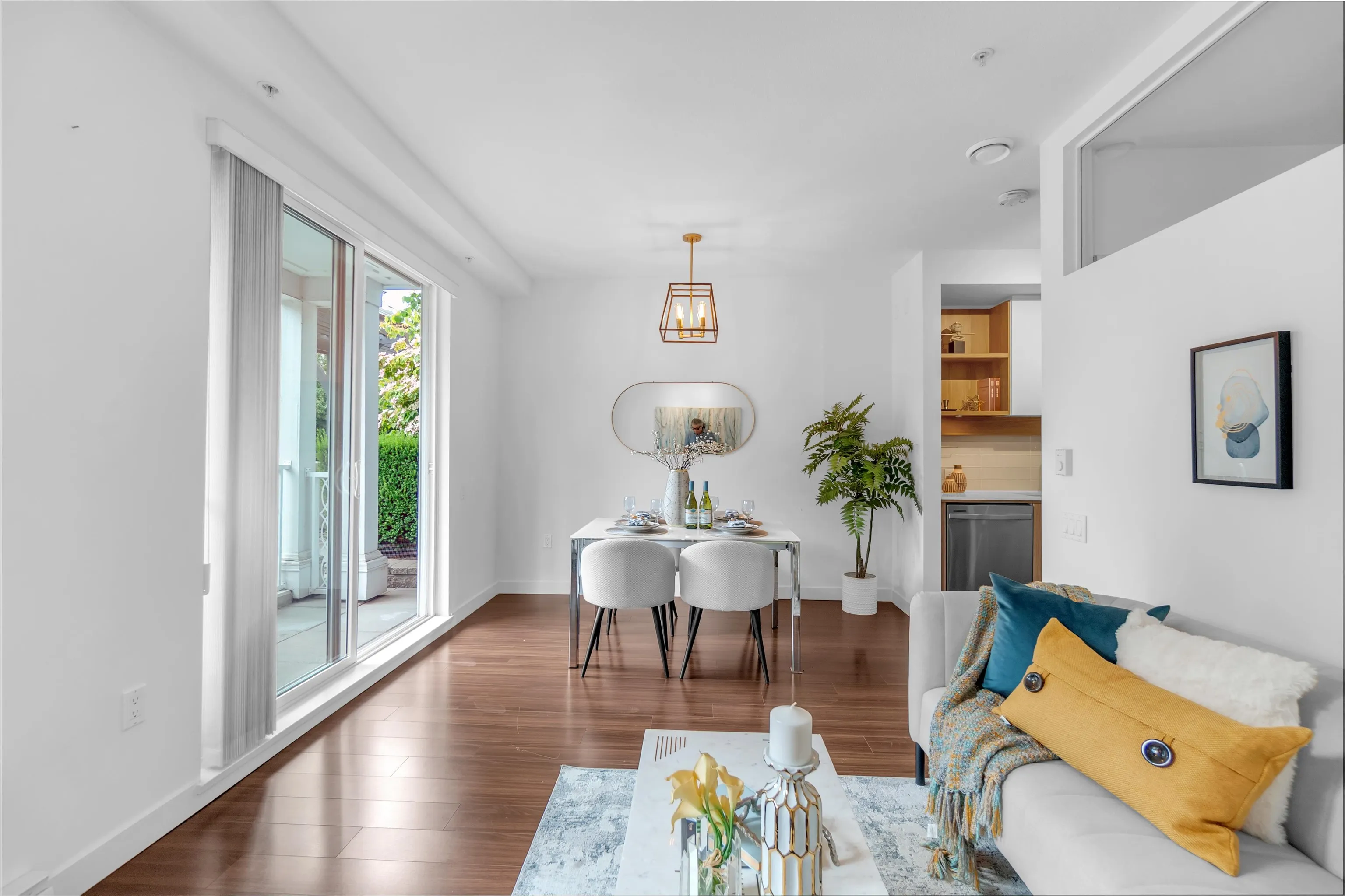 608 Como Lake Avenue #107