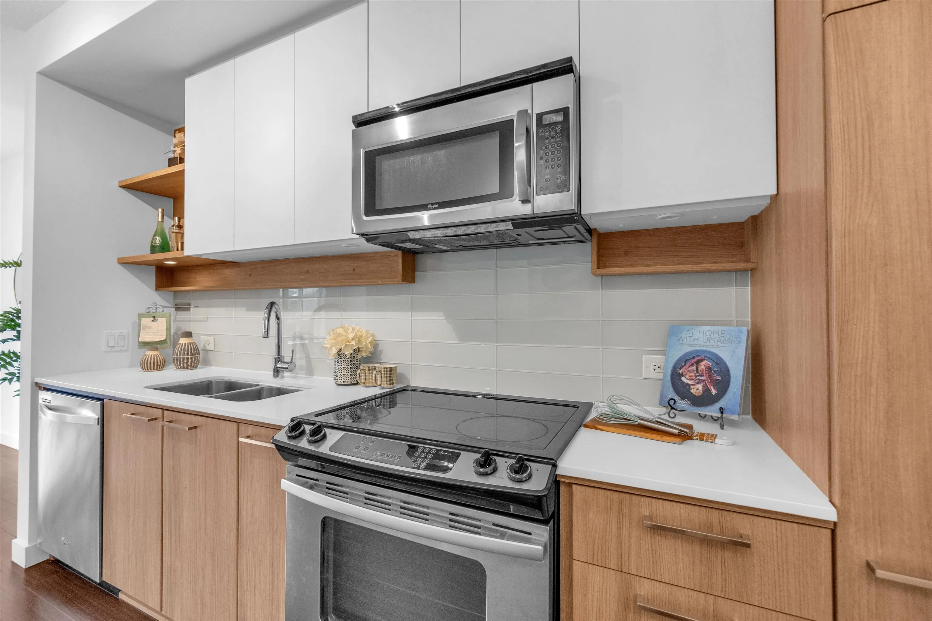 608 Como Lake Avenue #107
