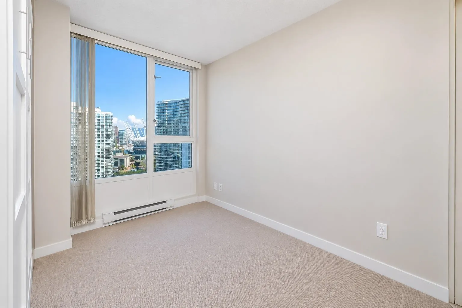 1067 Marinaside Crescent #1907