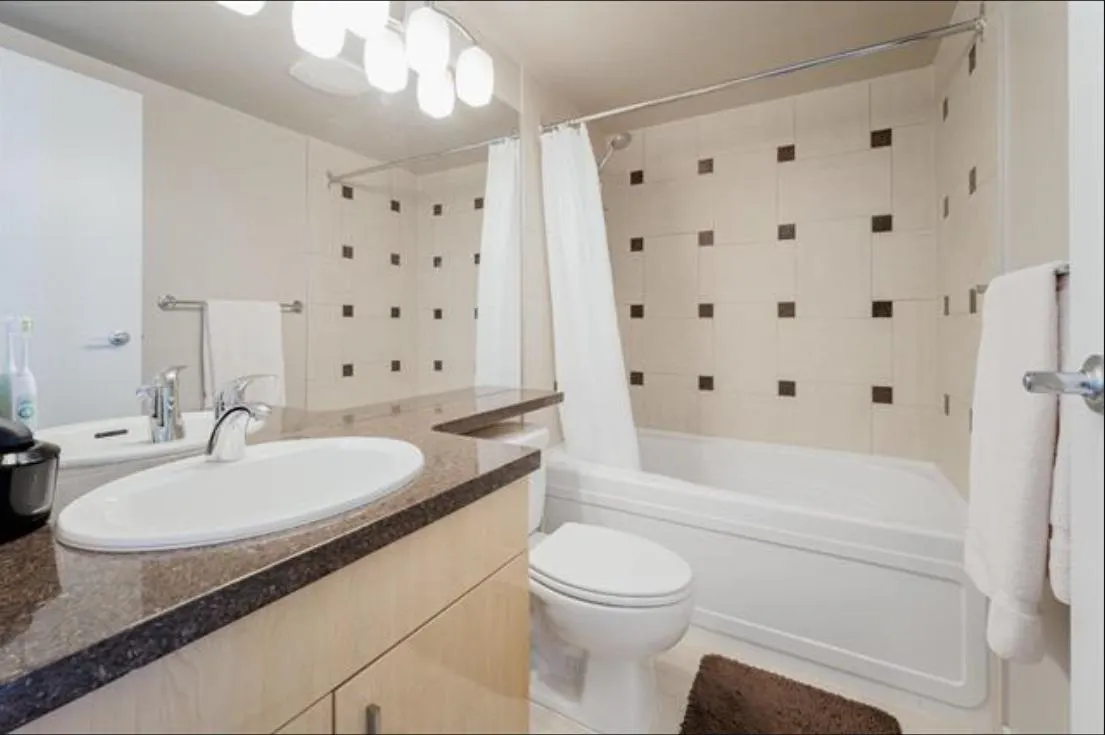 1067 Marinaside Crescent #1907