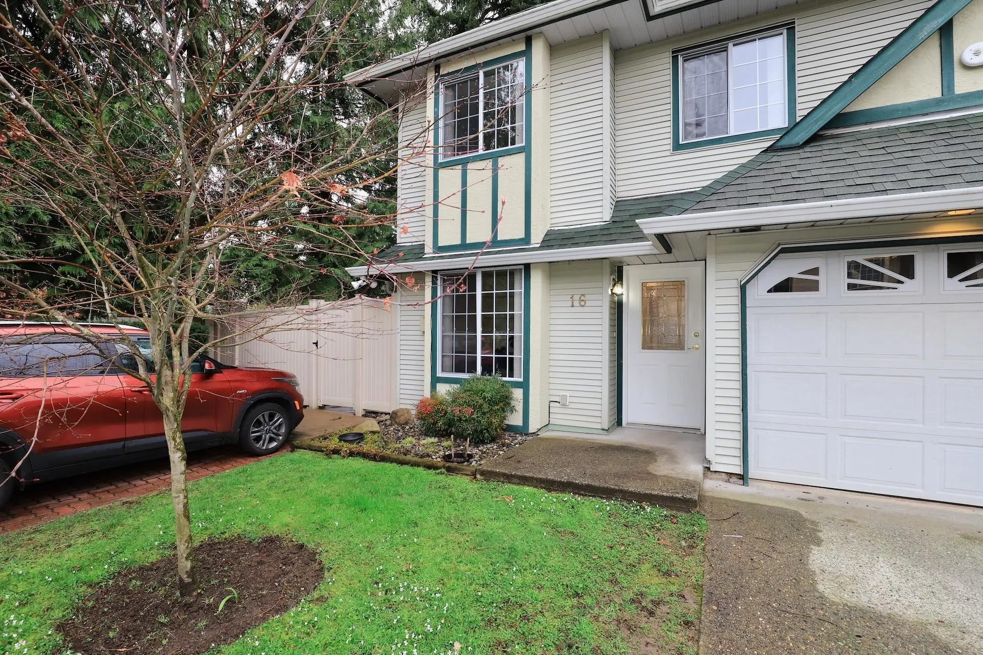 21409 Dewdney Trunk Road #16