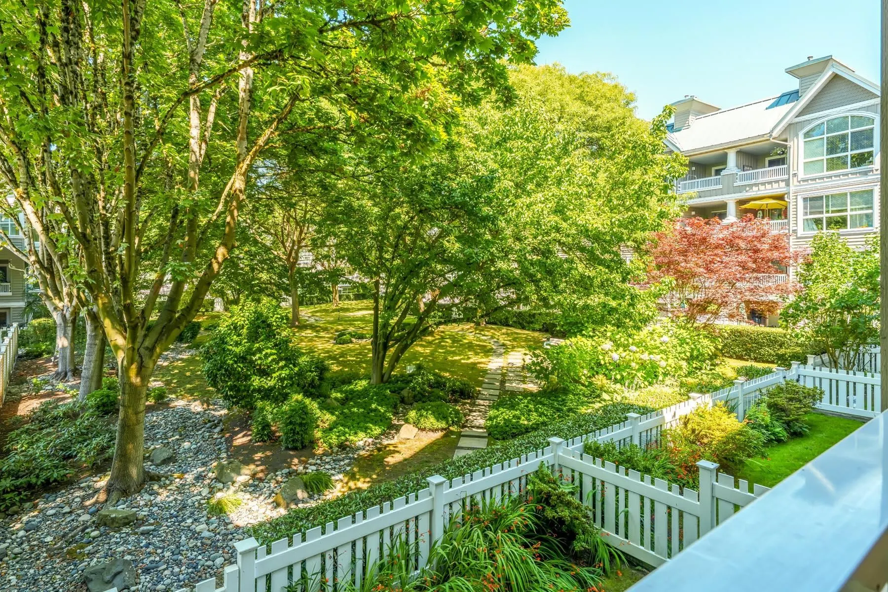 5900 Dover Crescent #205