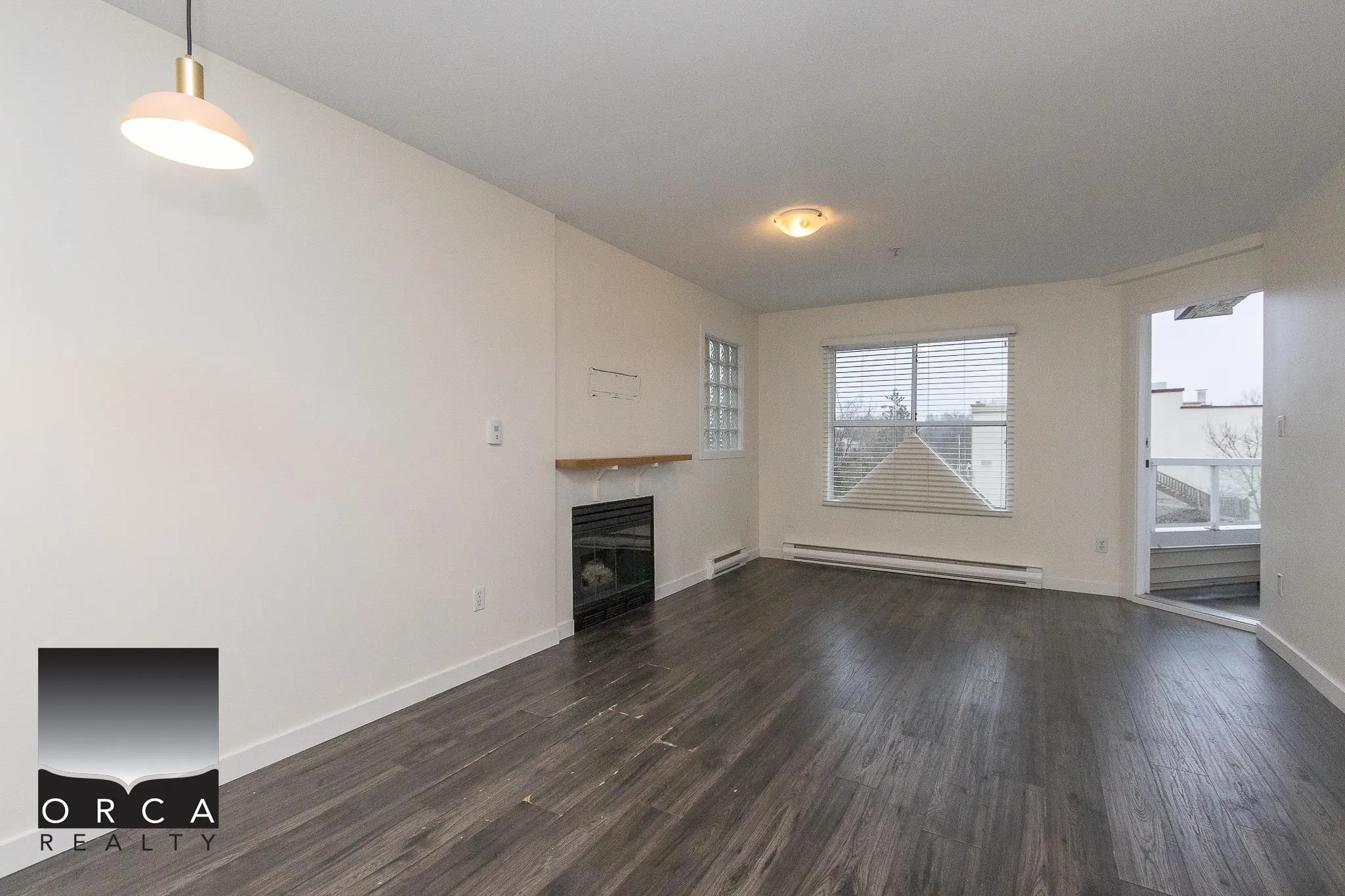 1481 E 4th Avenue #402