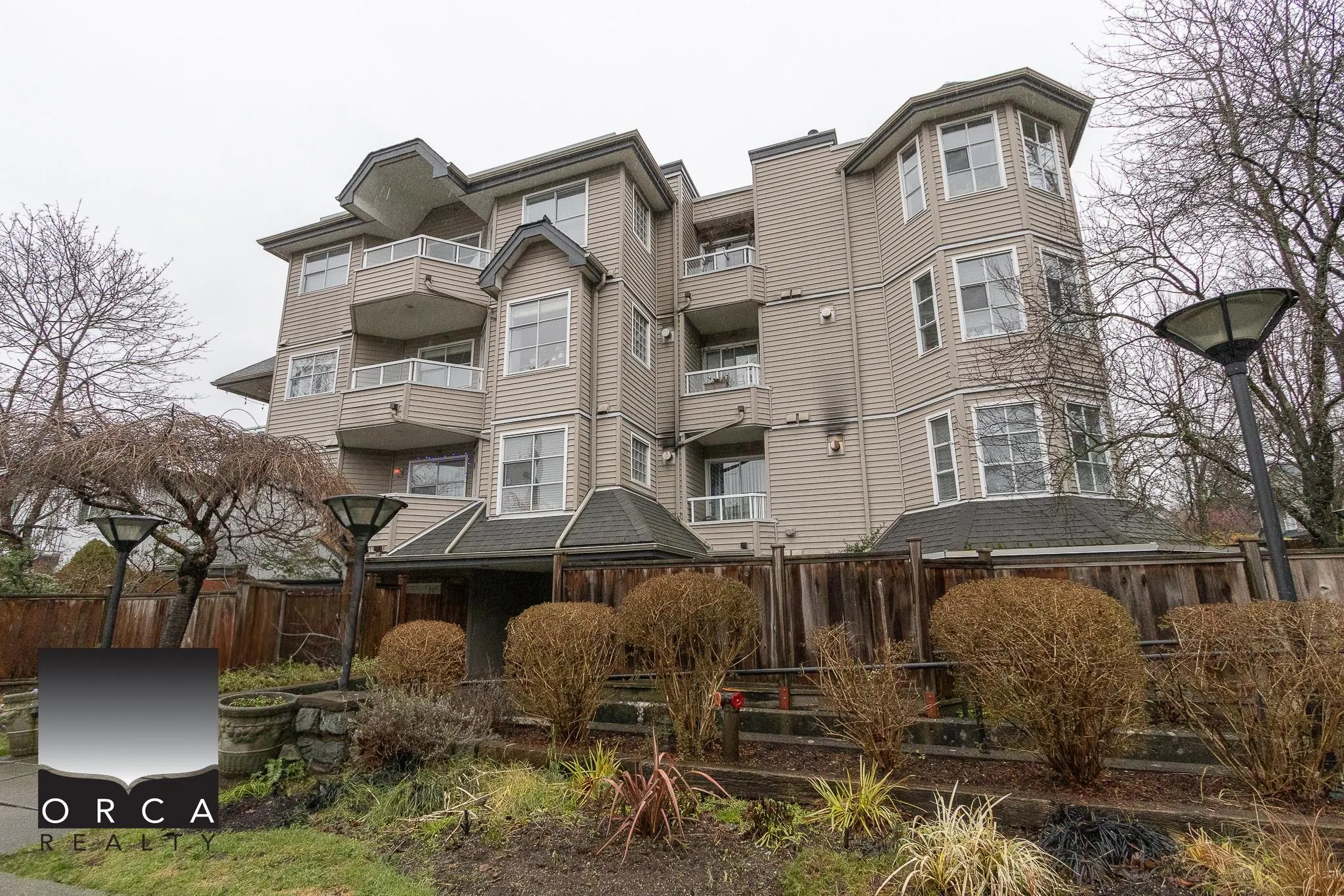 1481 E 4th Avenue #402
