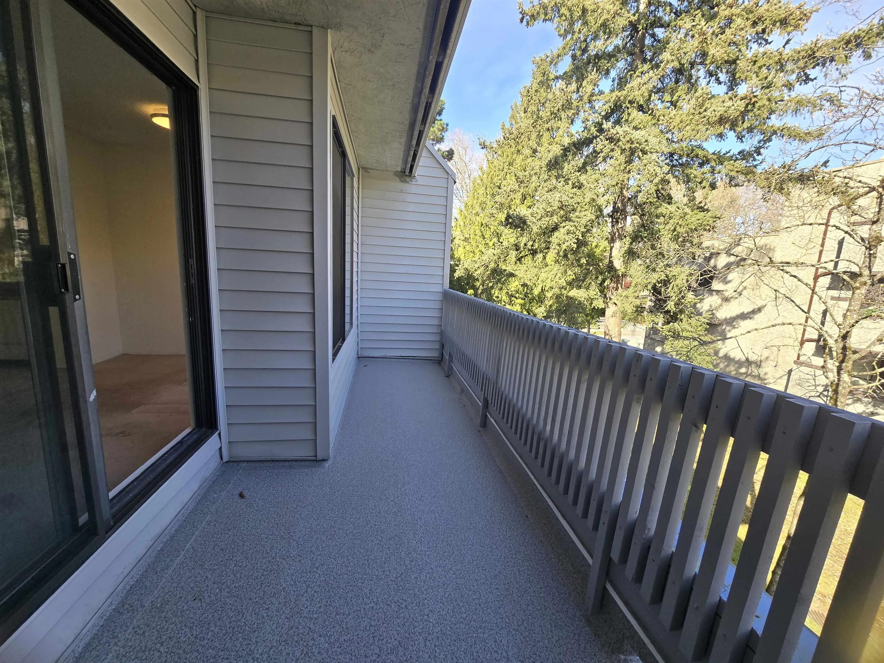 8400 Ackroyd Road #216