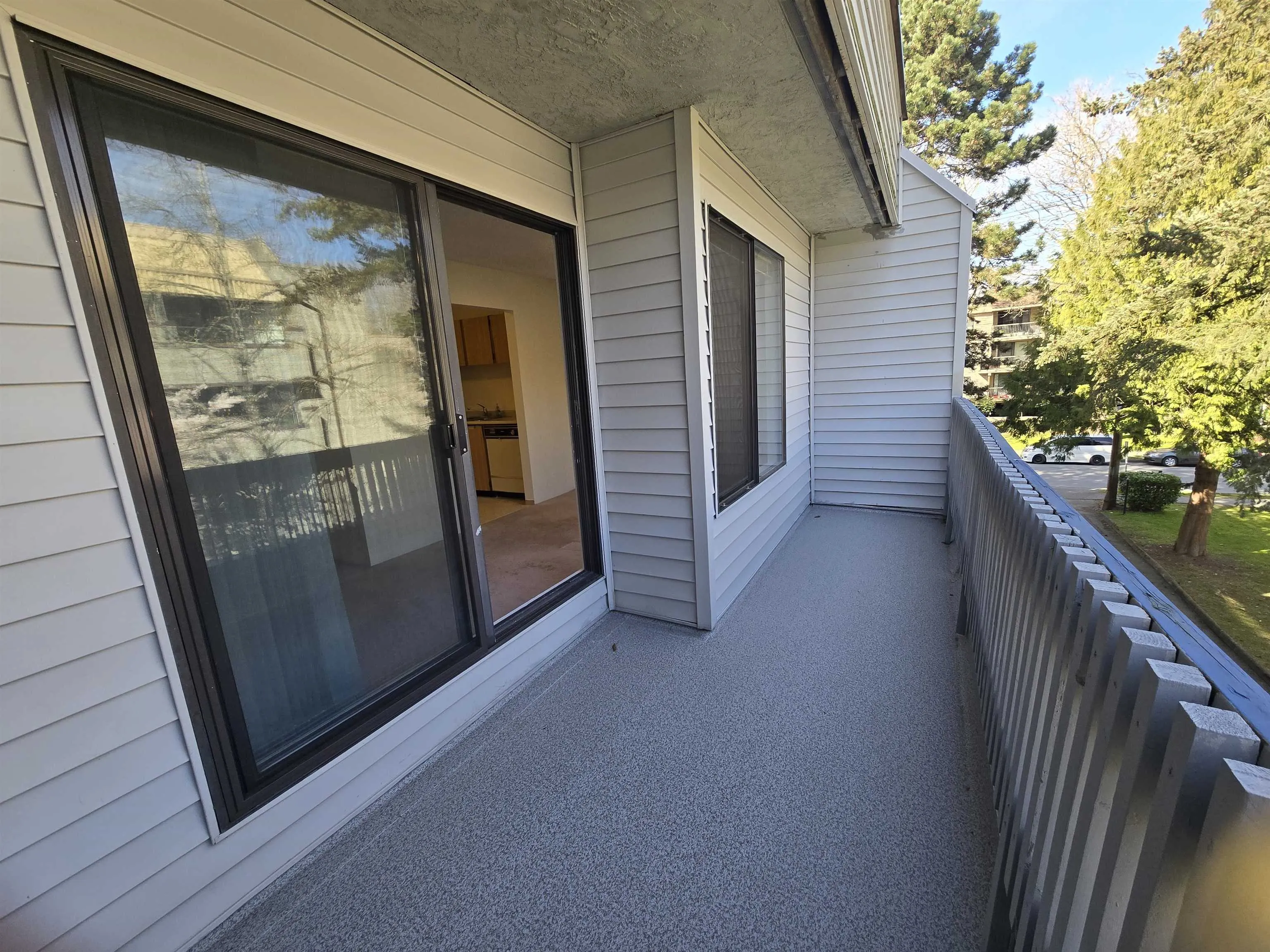 8400 Ackroyd Road #216