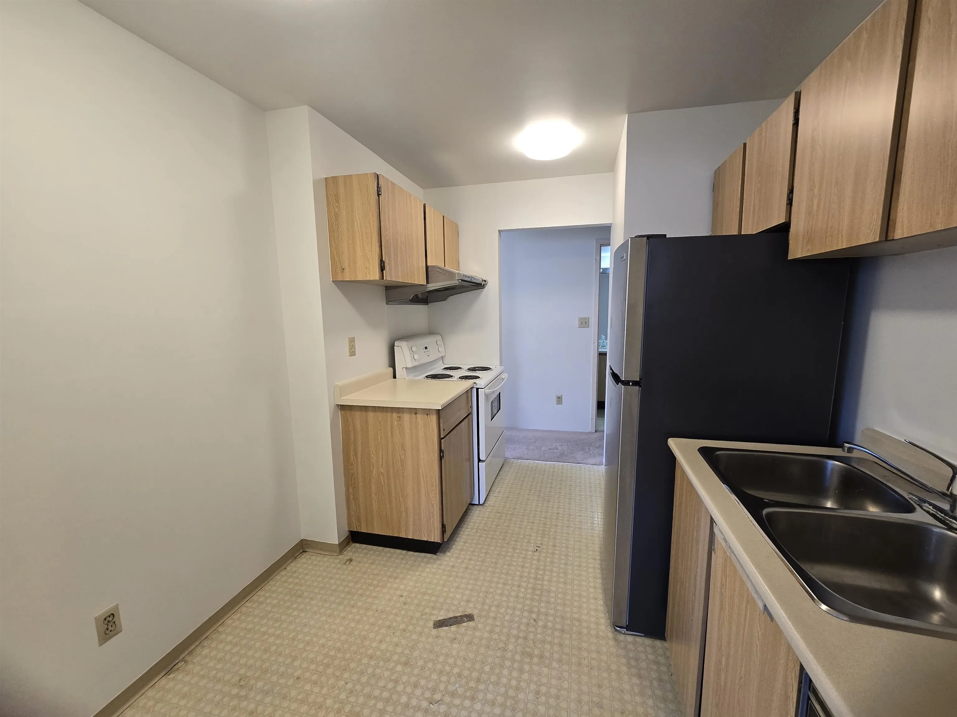 8400 Ackroyd Road #216