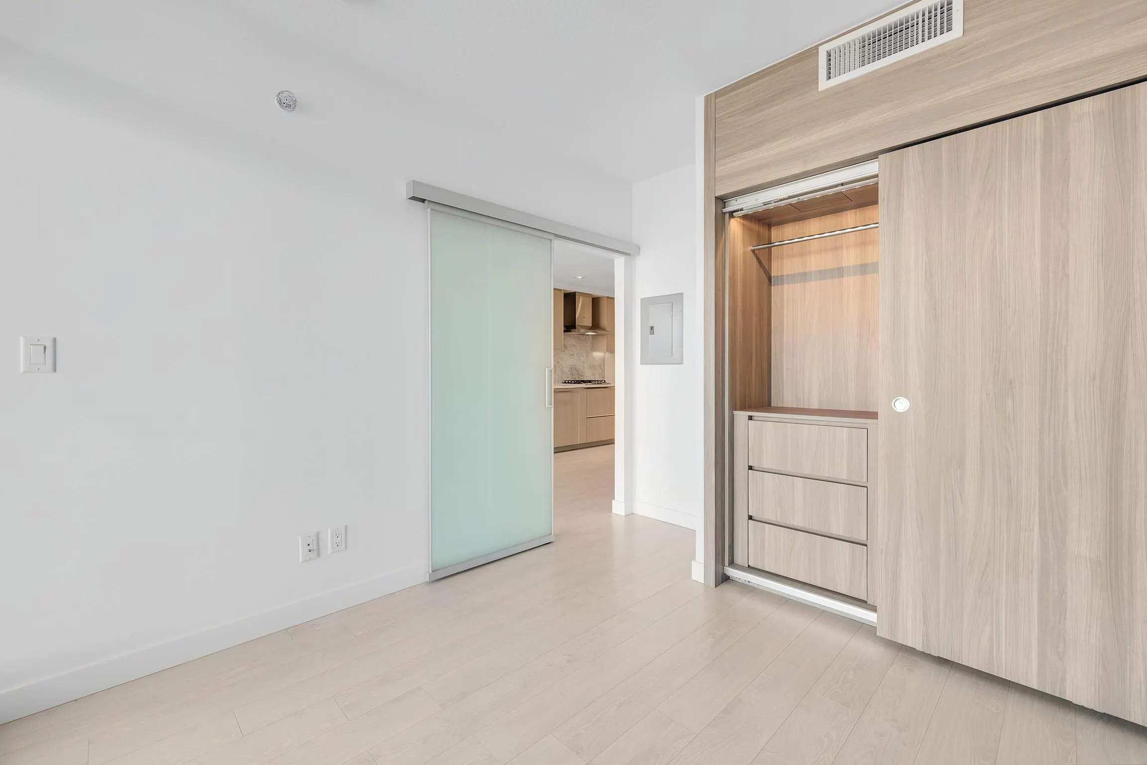 4720 Lougheed Highway #4205