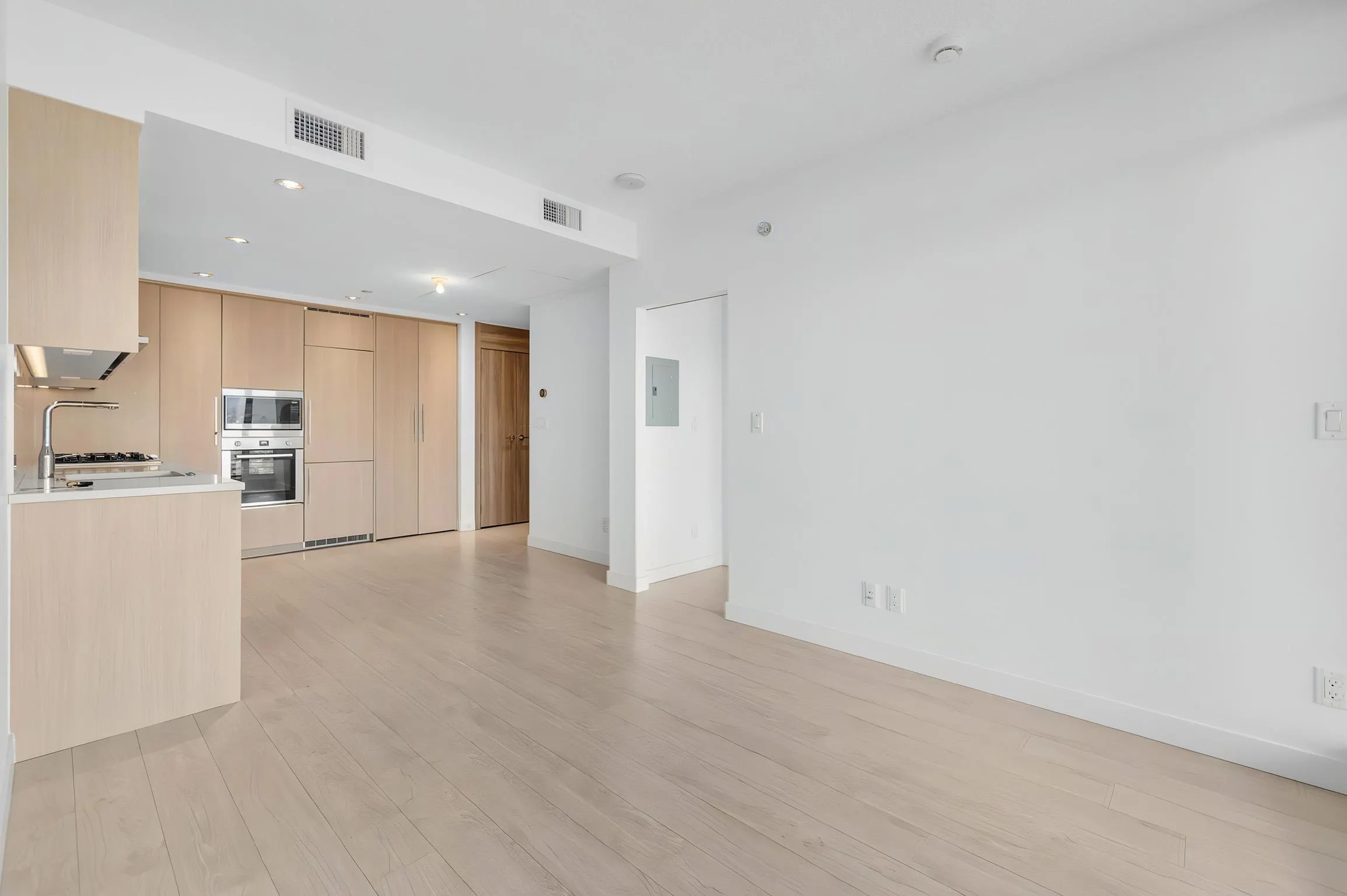 4720 Lougheed Highway #4205