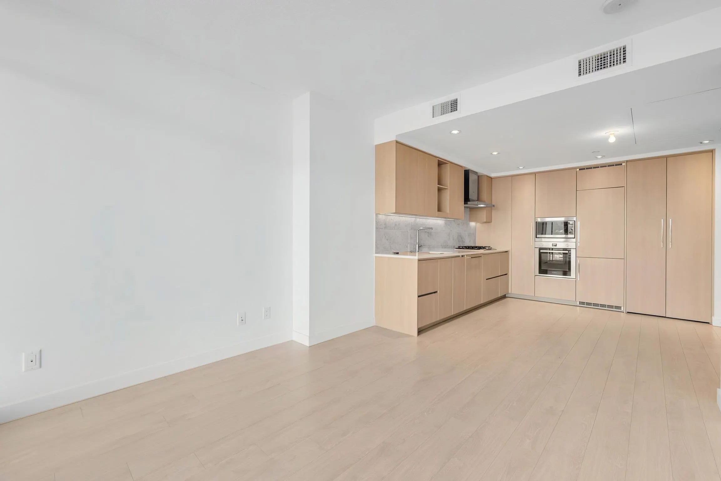 4720 Lougheed Highway #4205