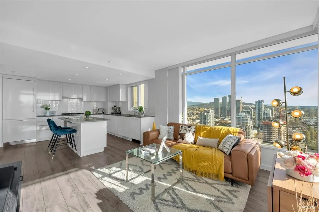 2388 Madison Avenue #3301