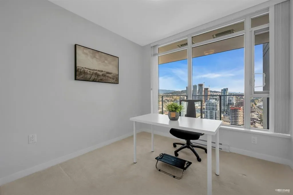 2388 Madison Avenue #3301