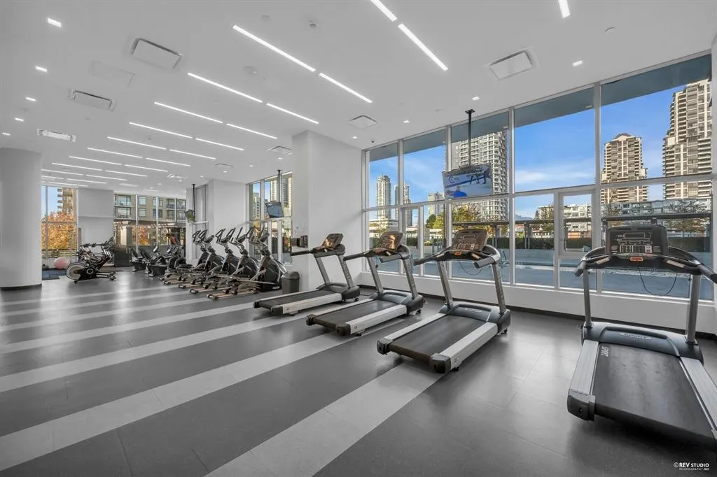 2388 Madison Avenue #3301