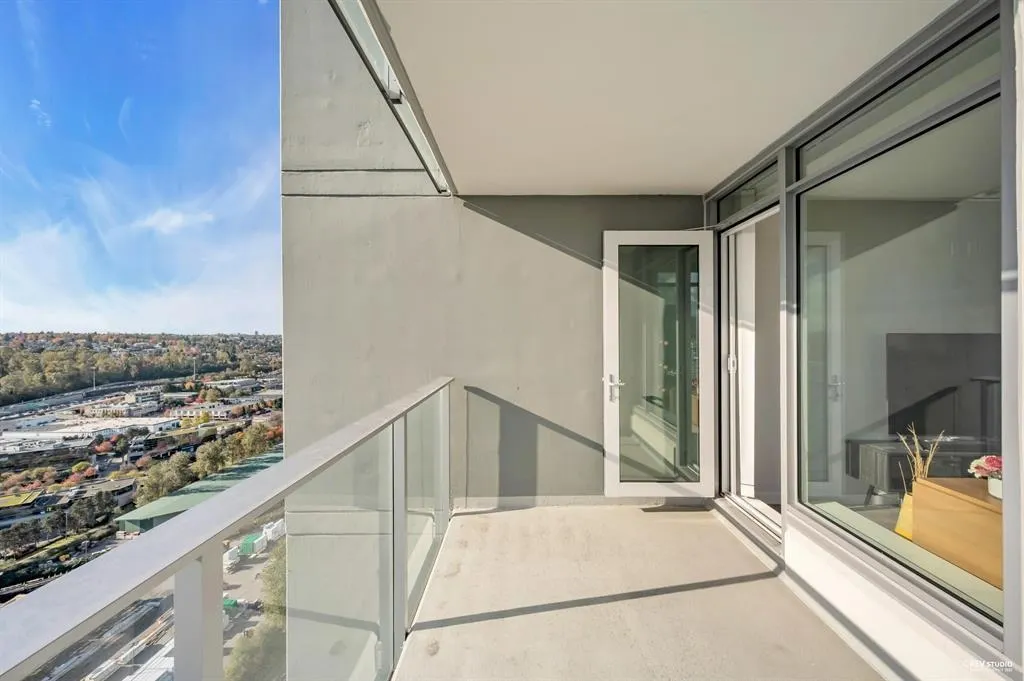 2388 Madison Avenue #3301