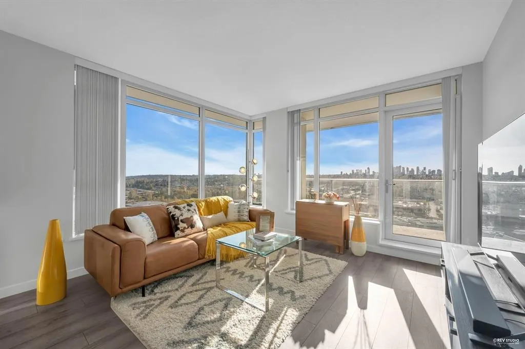 2388 Madison Avenue #3301