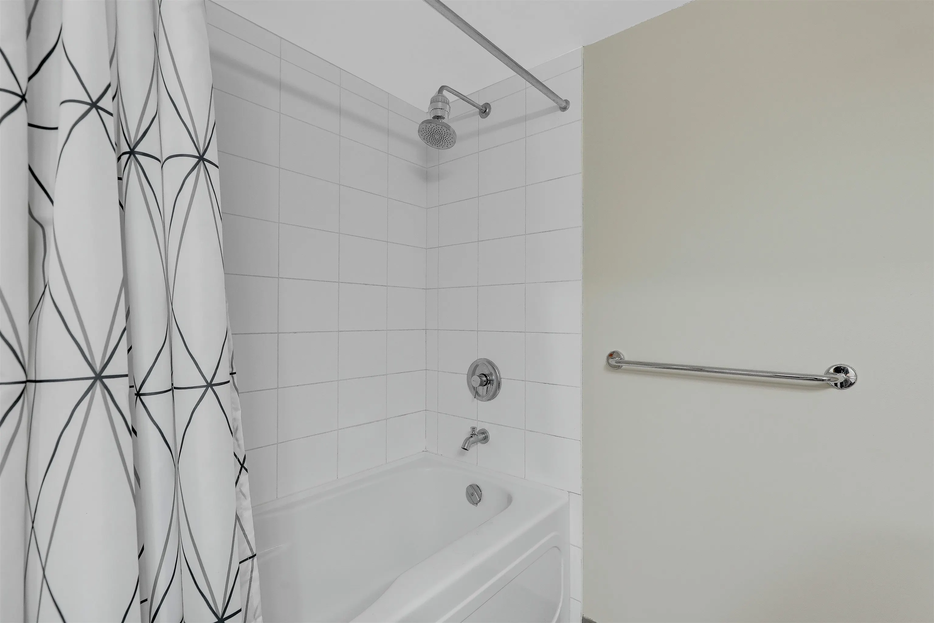 3811 Hastings Street #206