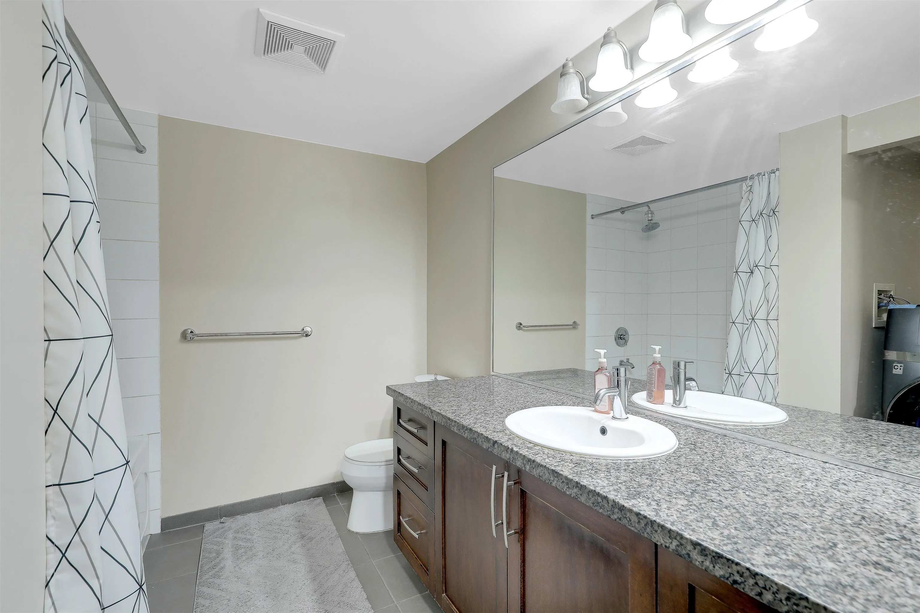 3811 Hastings Street #206