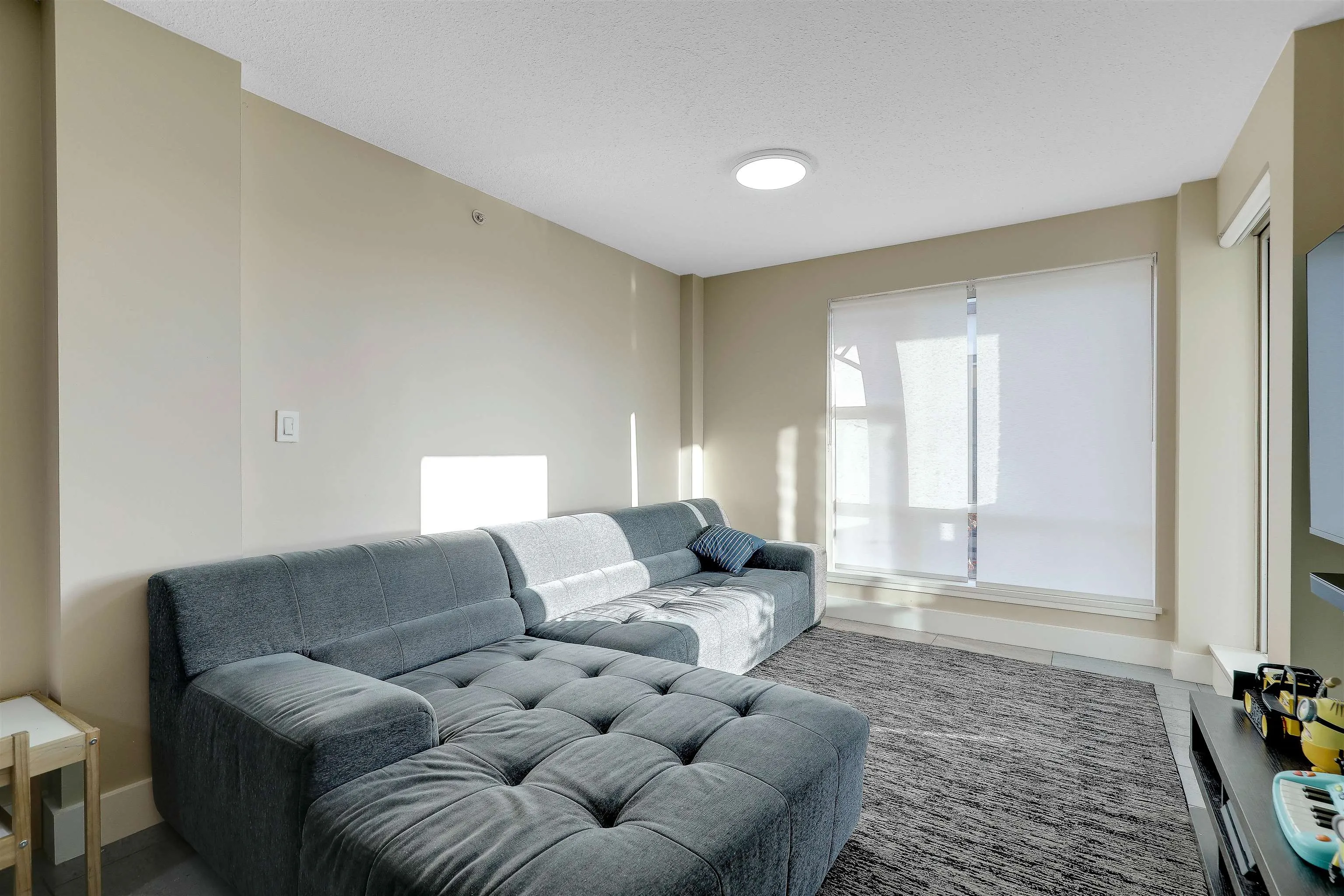 3811 Hastings Street #206