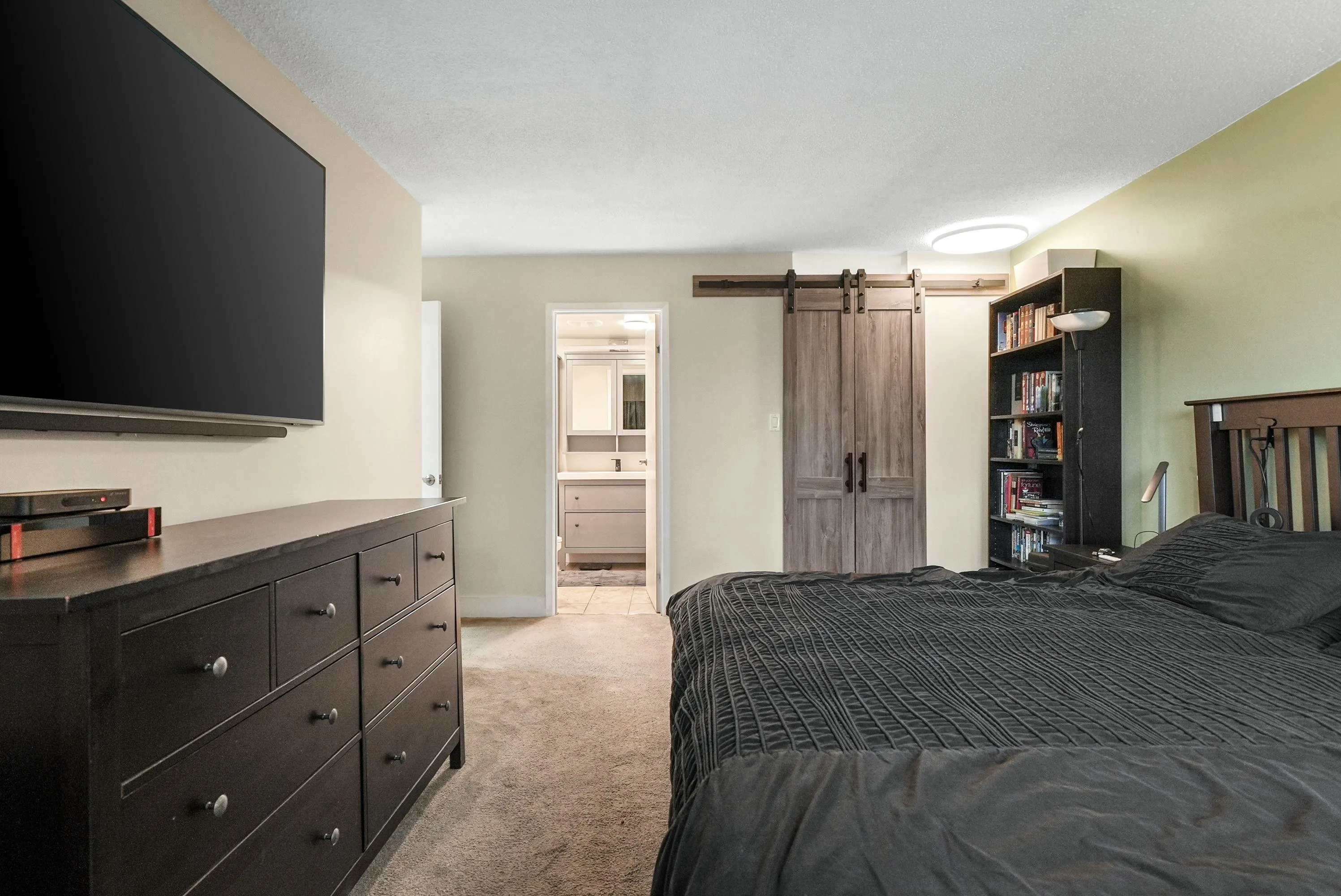 444 E 6th Avenue #201