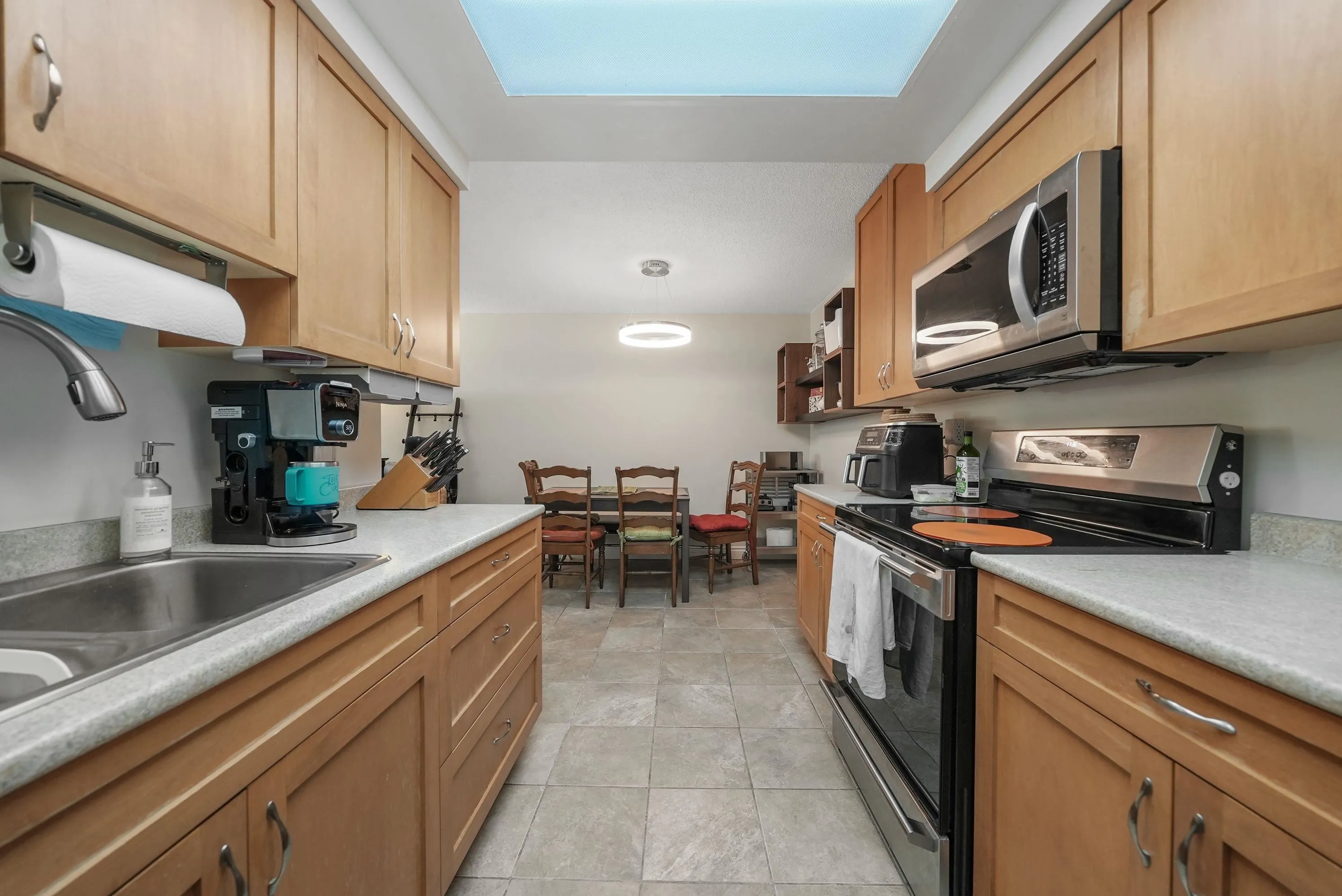 444 E 6th Avenue #201