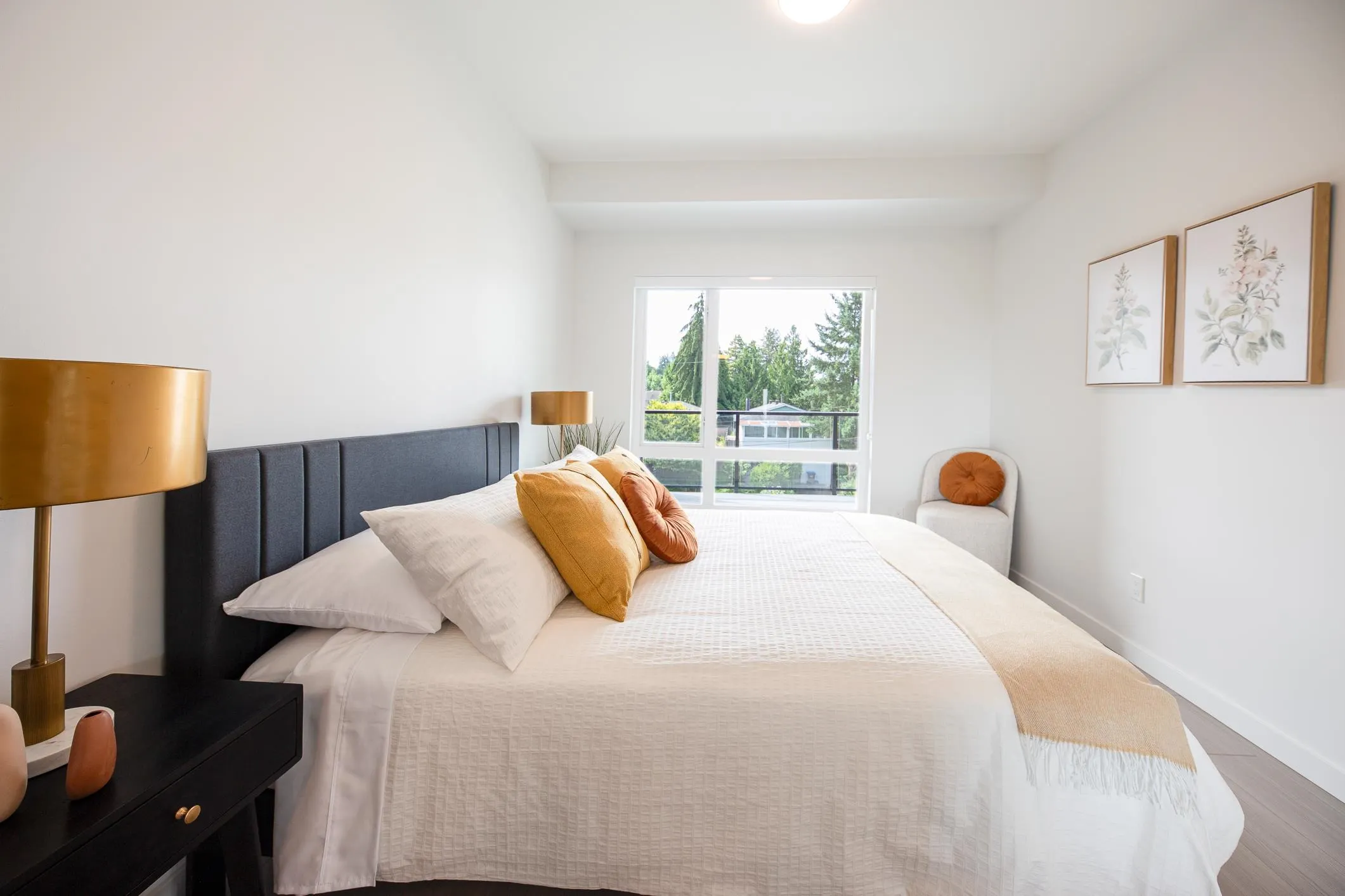 2277 Hawthorne Avenue #202