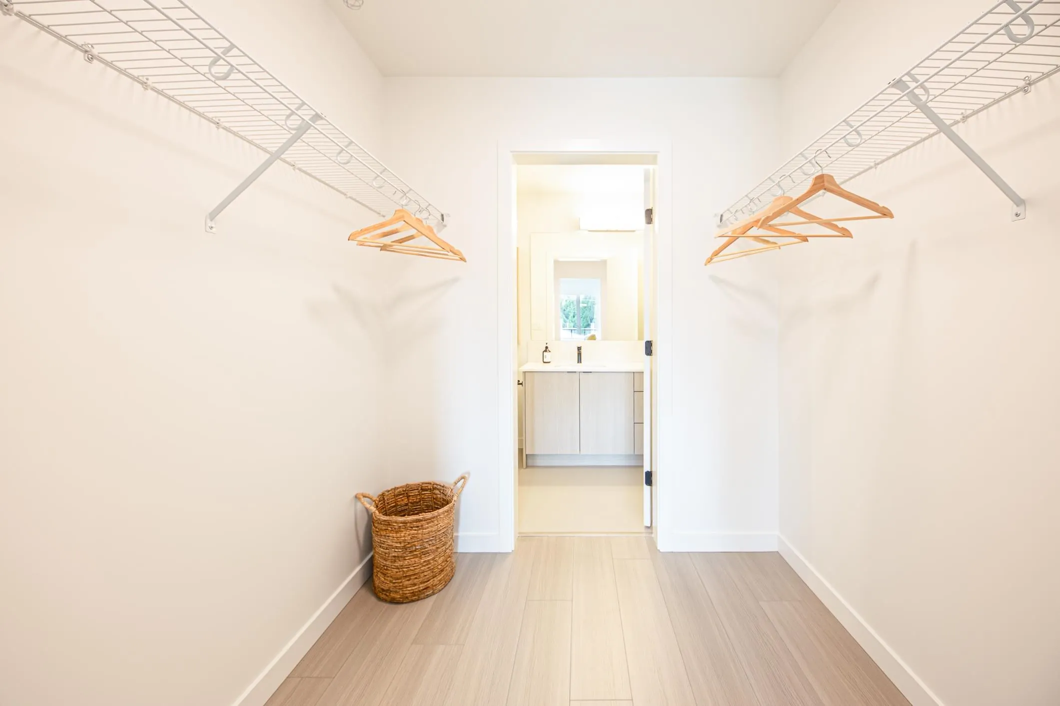 2277 Hawthorne Avenue #202
