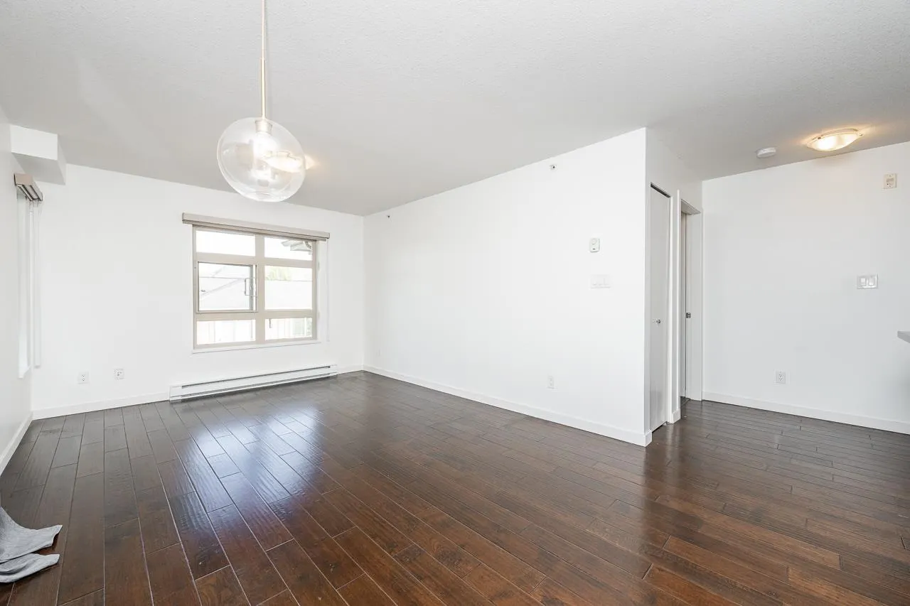 7337 Macpherson Avenue #310