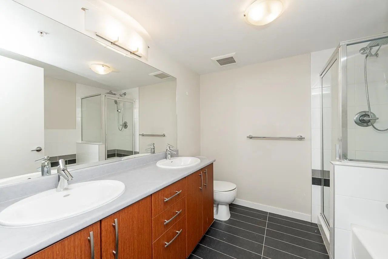 7337 Macpherson Avenue #310