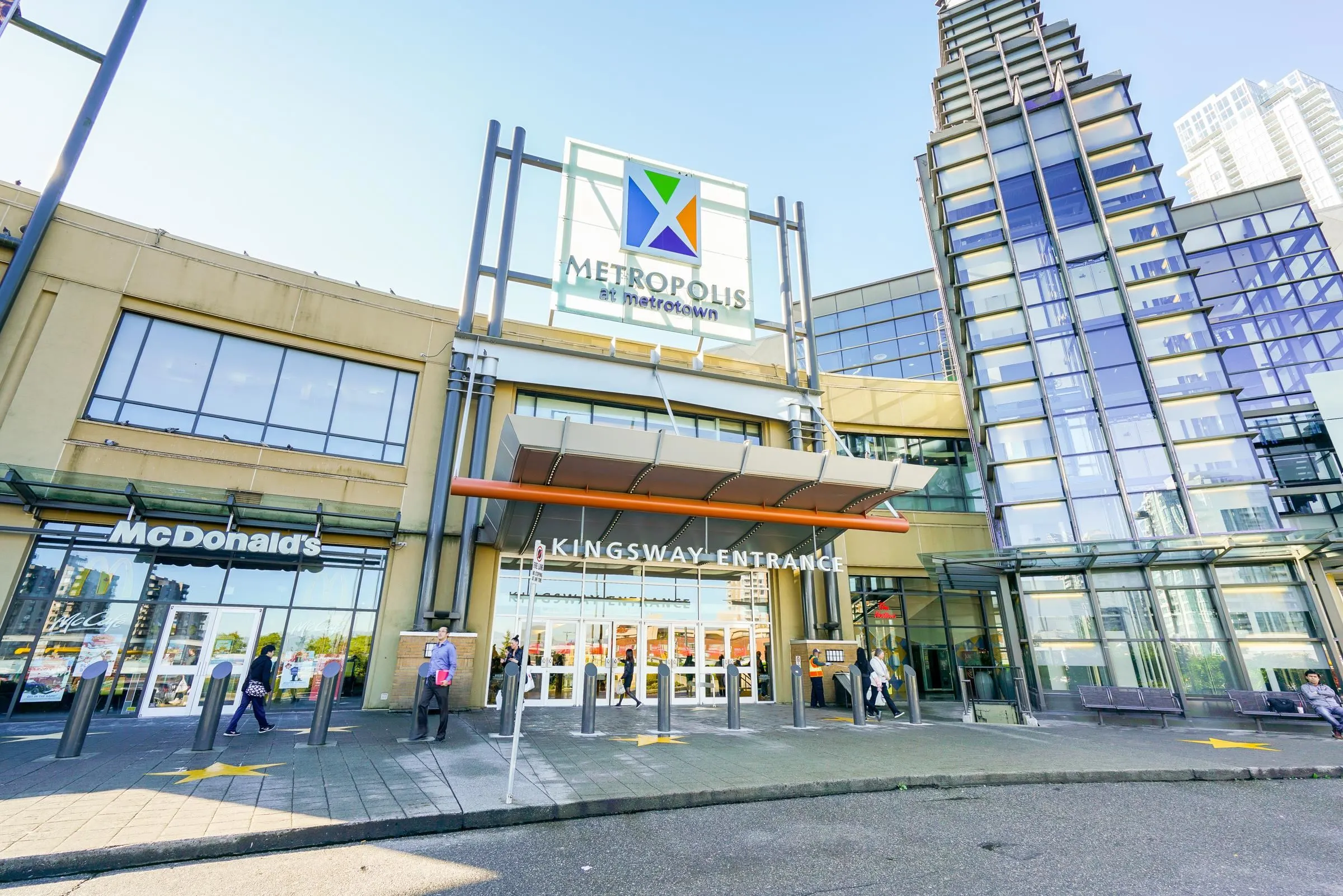 7337 Macpherson Avenue #310
