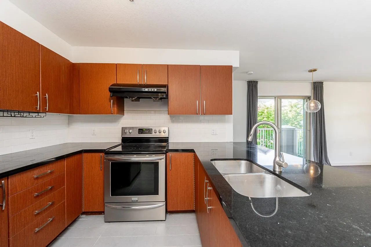 7337 Macpherson Avenue #310