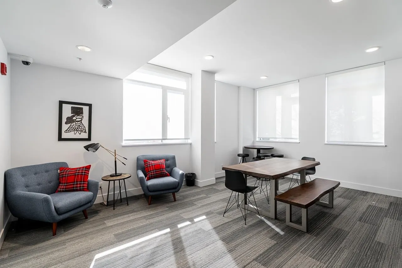 523 W King Edward Avenue #302