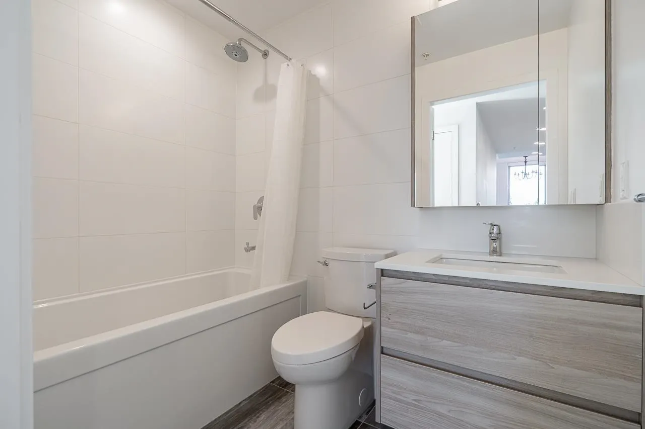 523 W King Edward Avenue #302