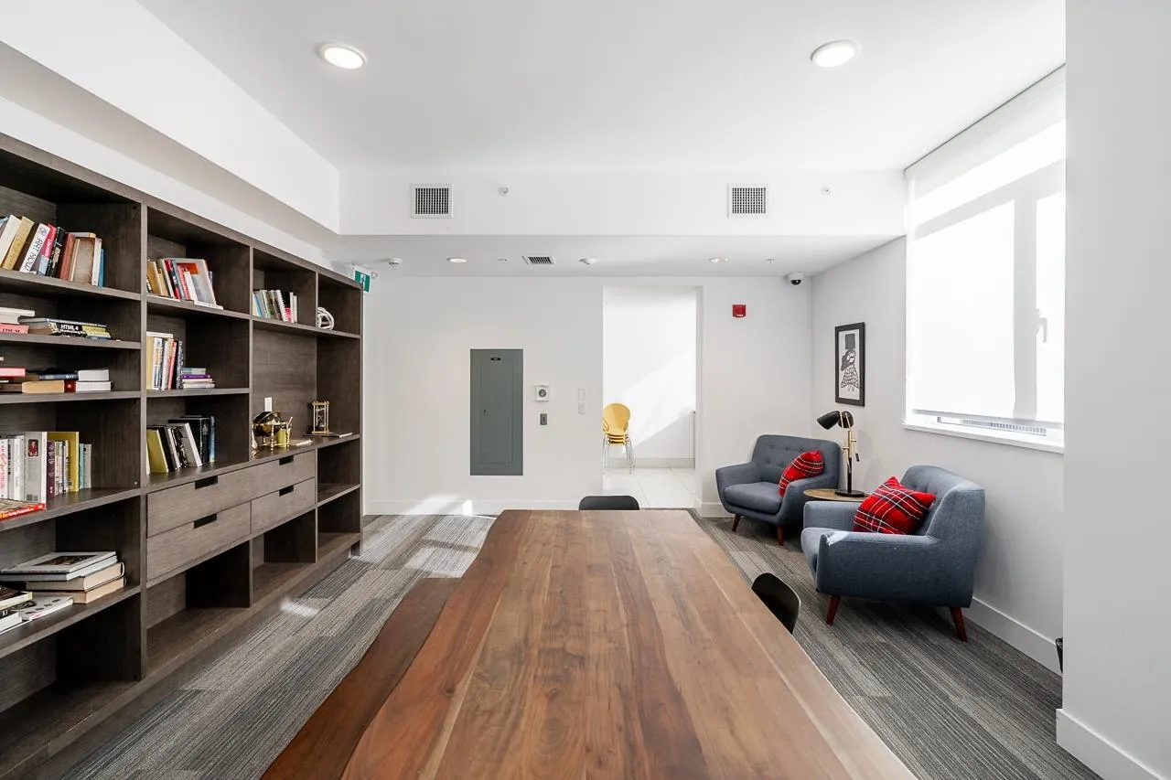 523 W King Edward Avenue #302