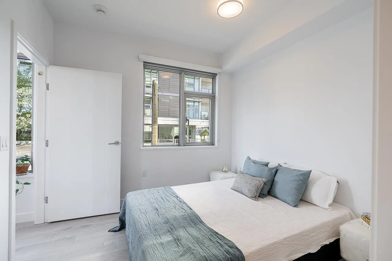 523 W King Edward Avenue #302