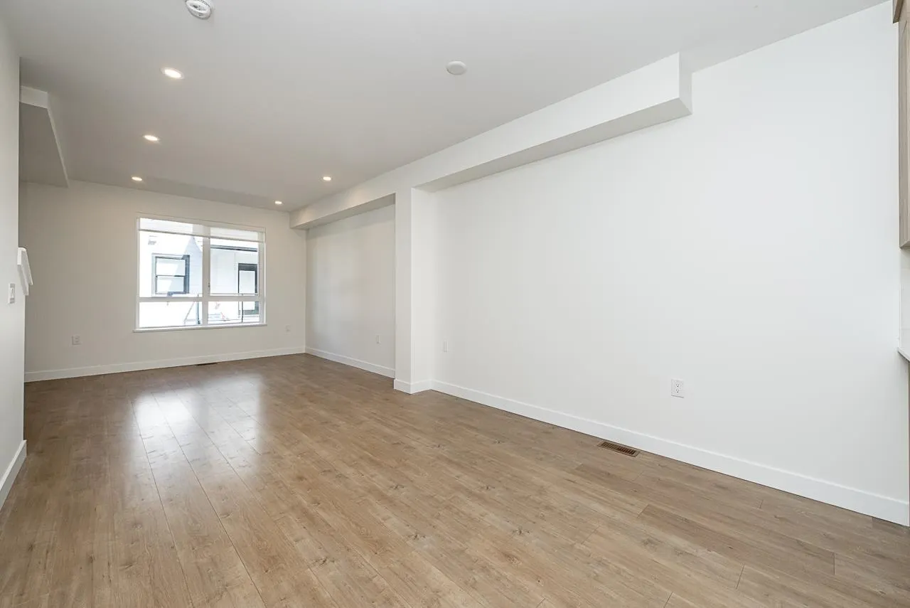 10527 155 Street #9