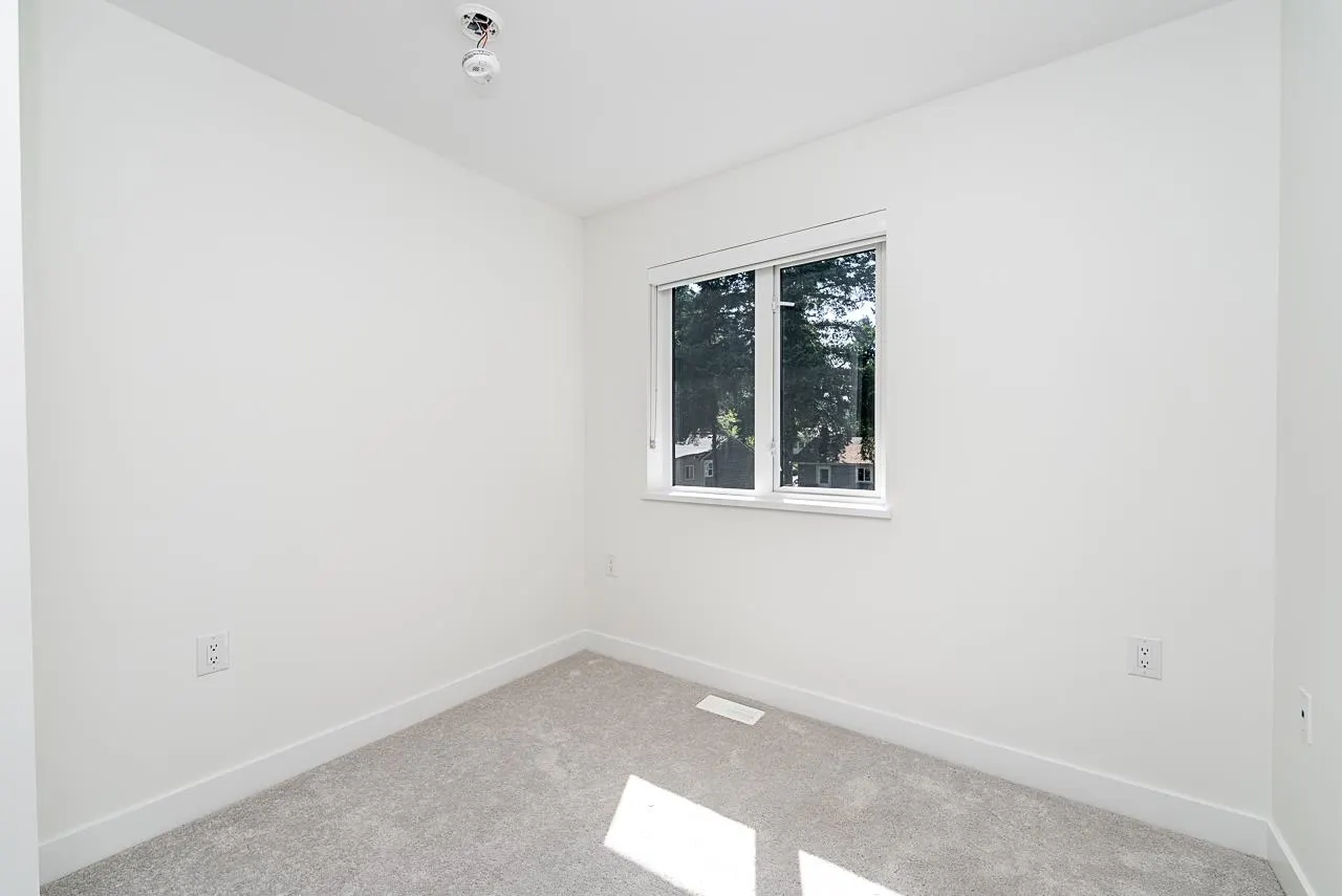 10527 155 Street #9