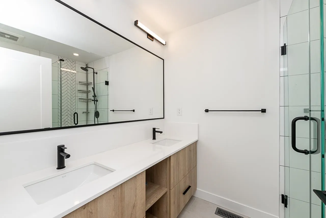 10527 155 Street #9