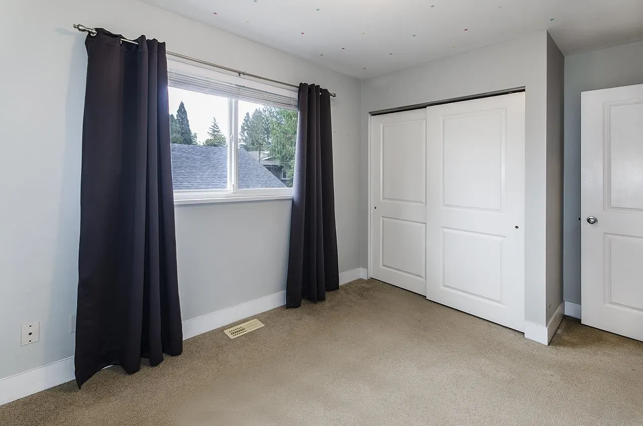 1032 Glenayre Drive