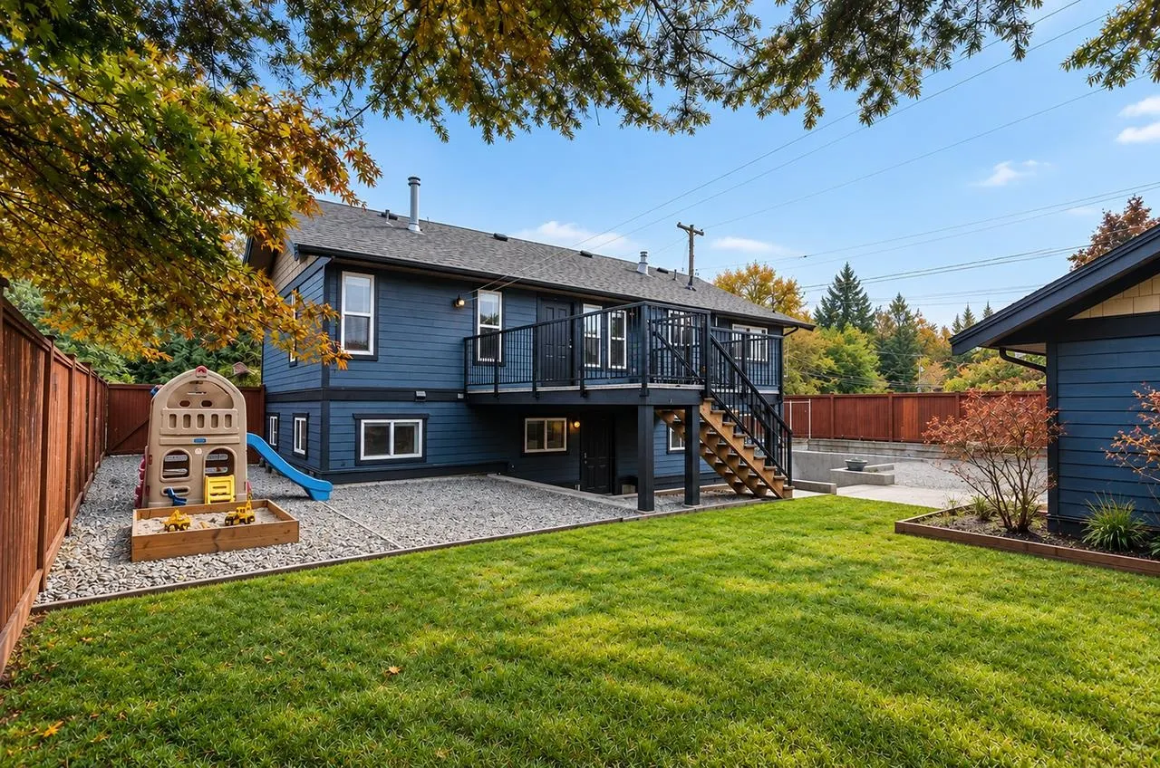 1032 Glenayre Drive