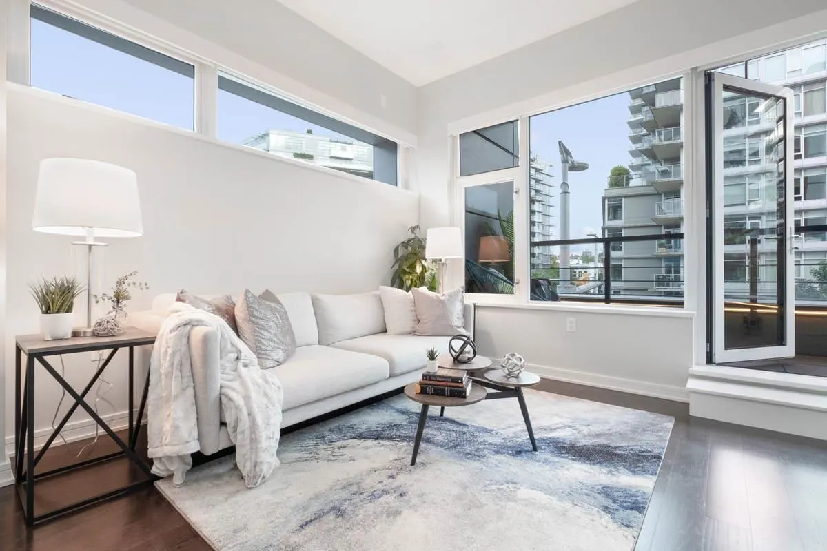 123 W 1st Avenue #310