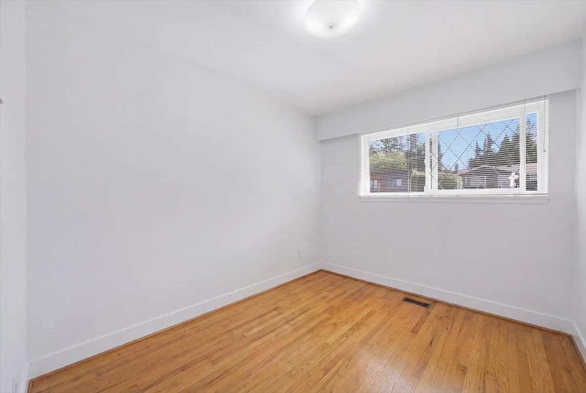 1388 Cambridge Drive
