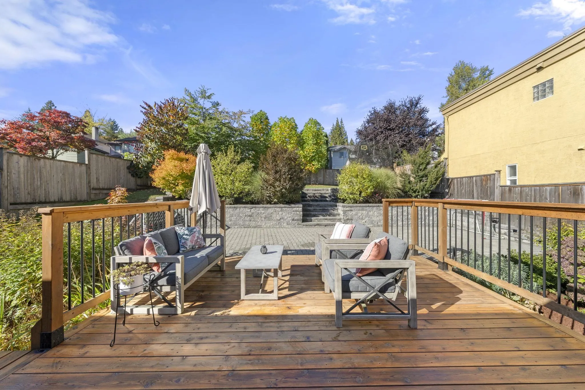 1147 Deep Cove Road