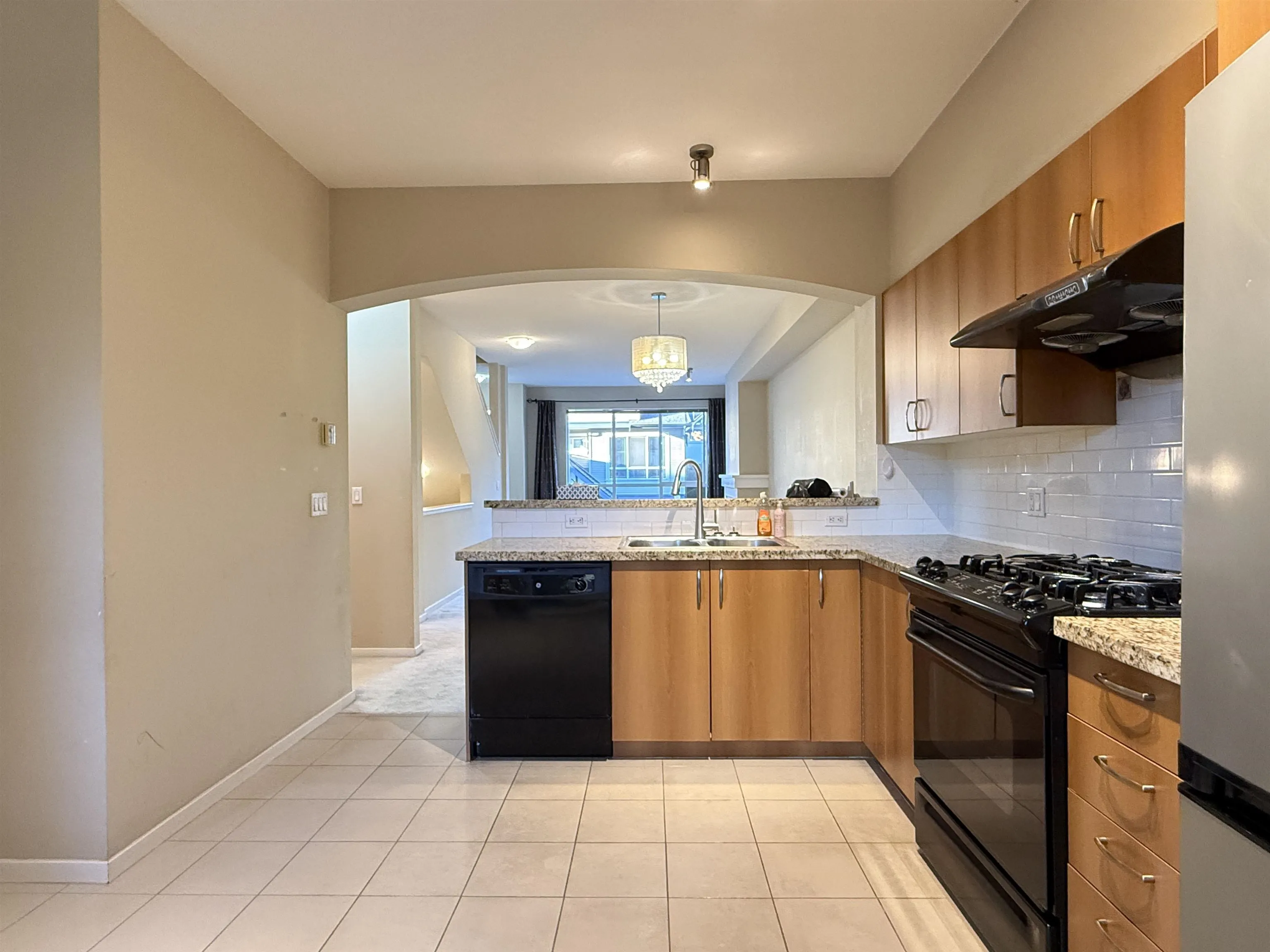 9133 Government Street #18X