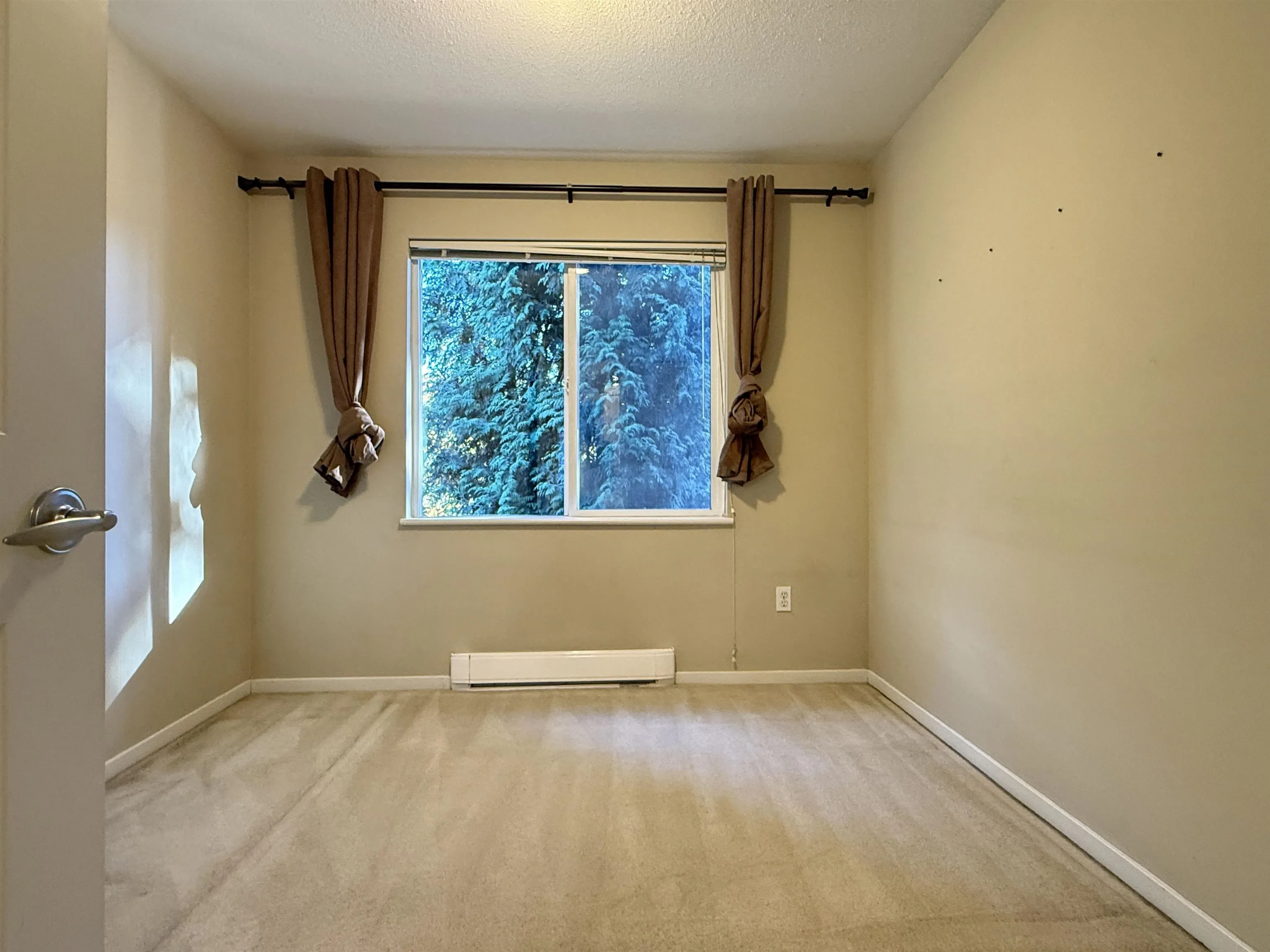 9133 Government Street #18X