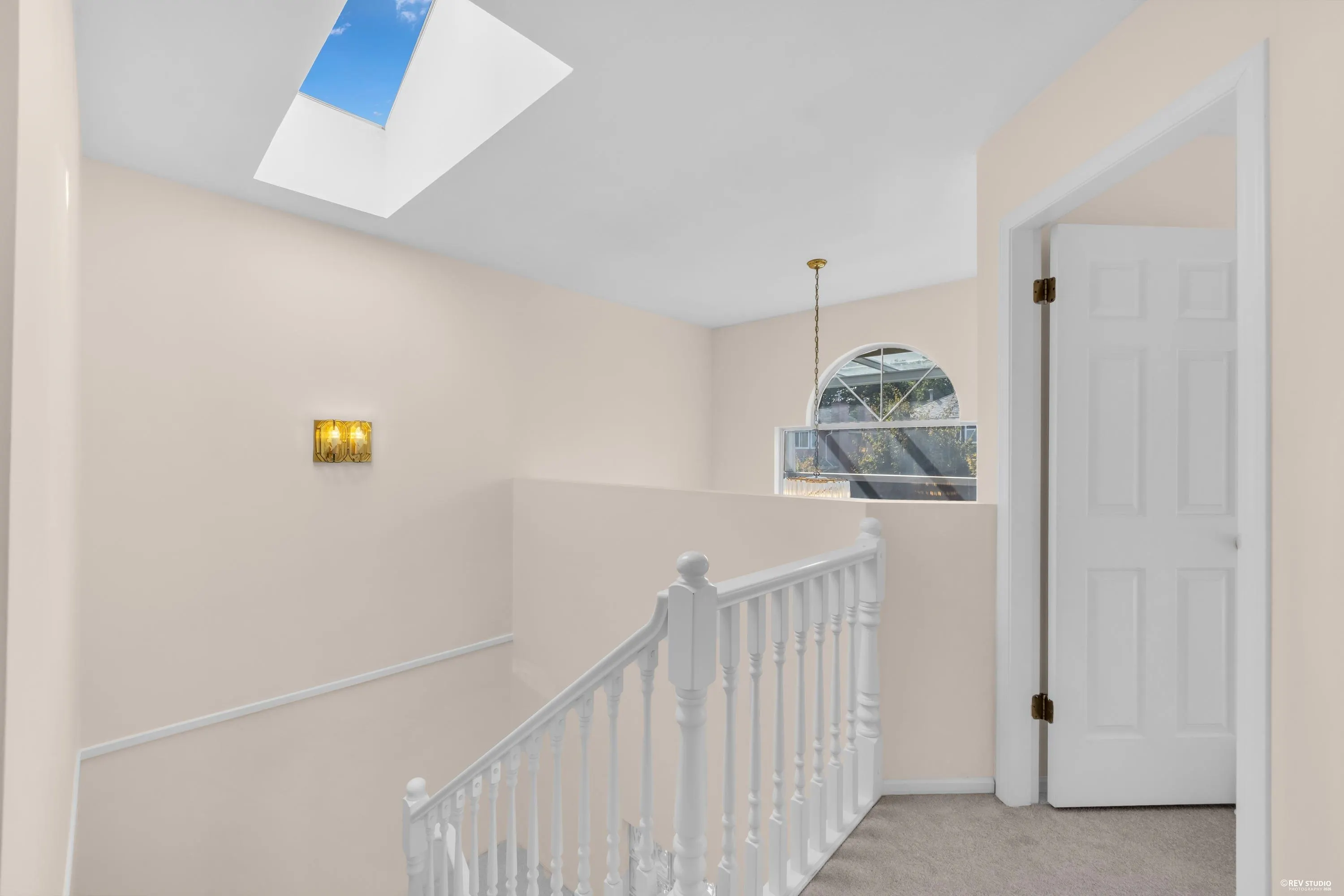 3681 Scales Place