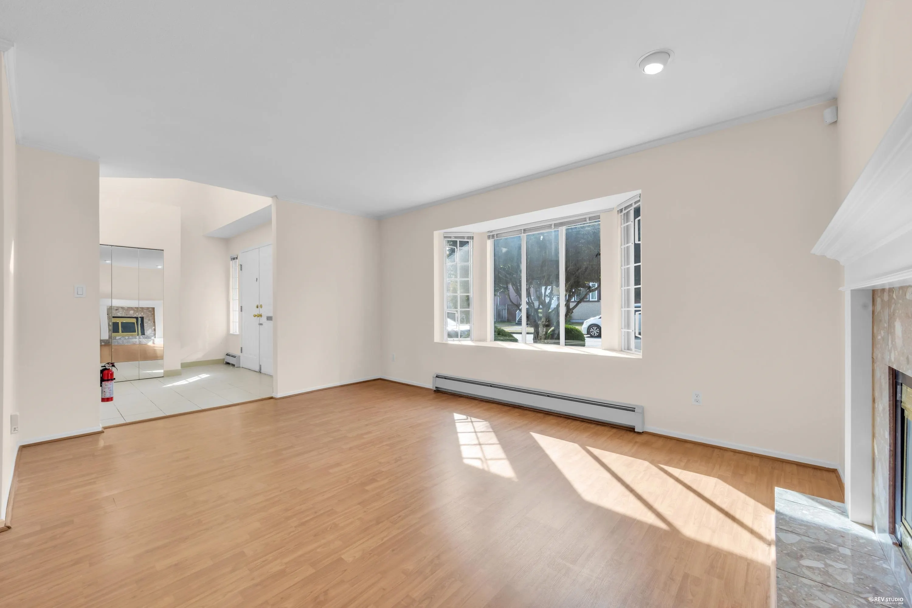 3681 Scales Place
