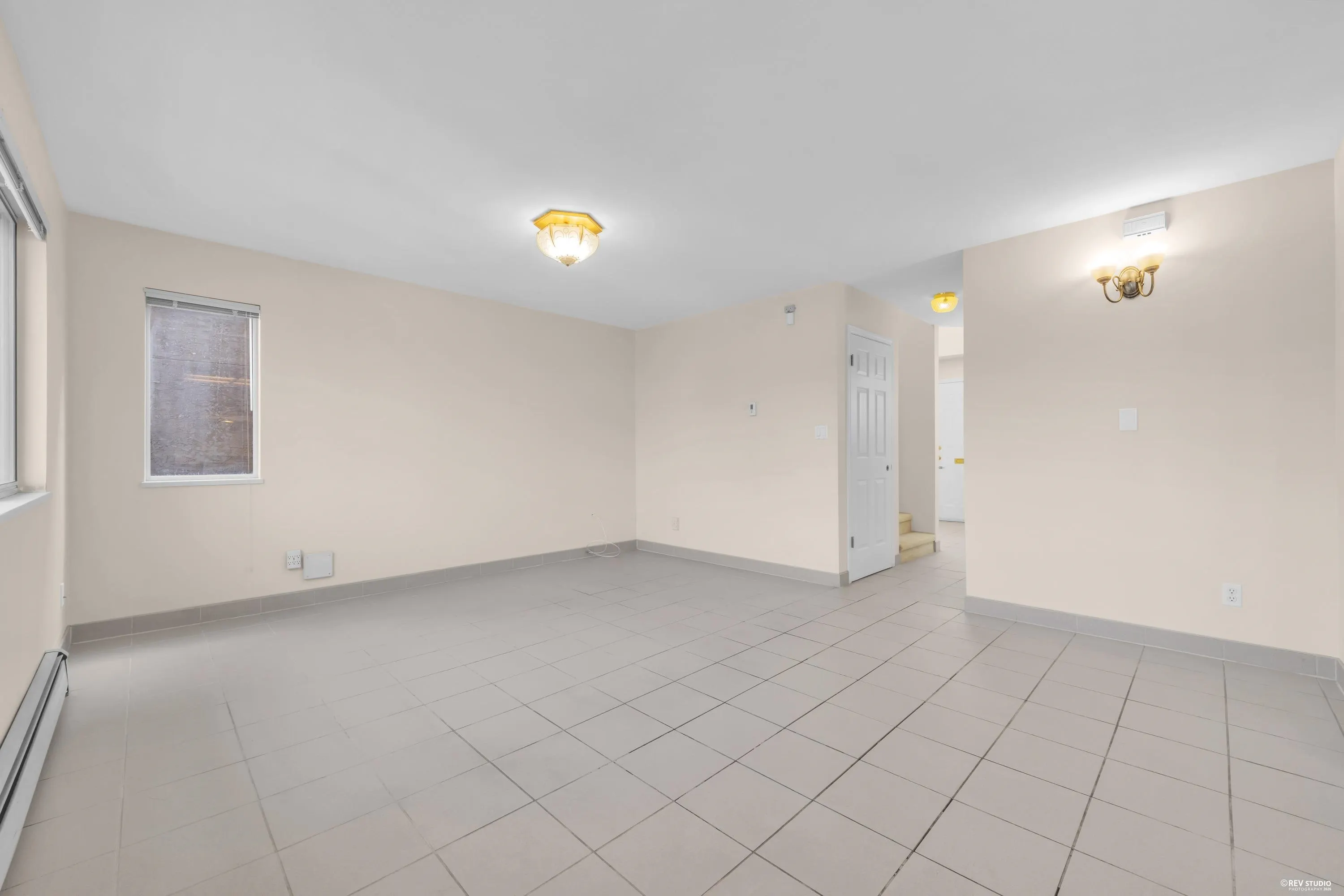 3681 Scales Place