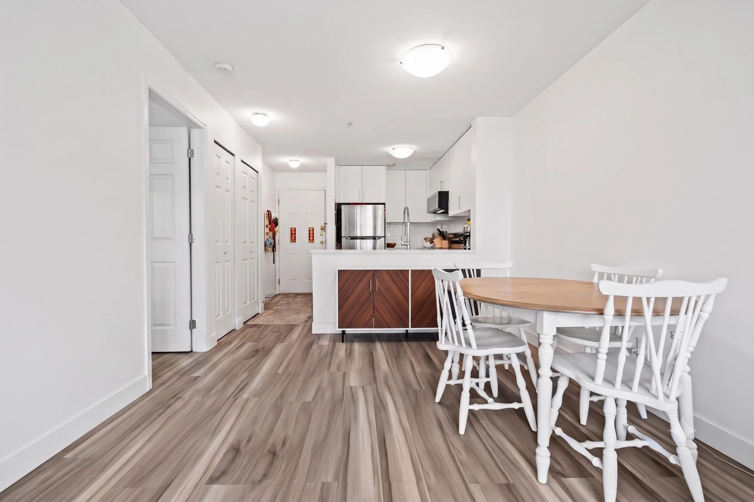 5818 Lincoln Street #302