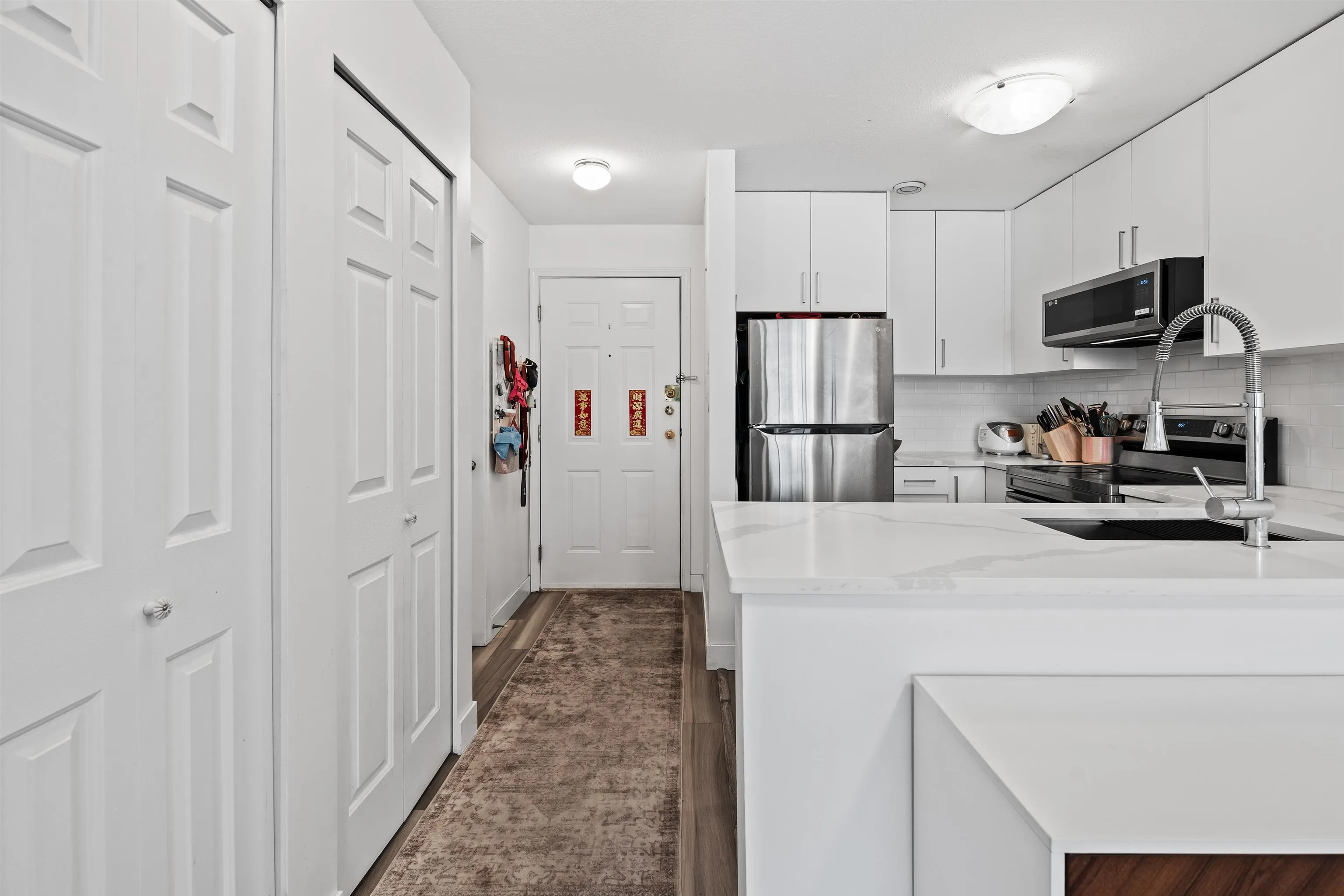 5818 Lincoln Street #302
