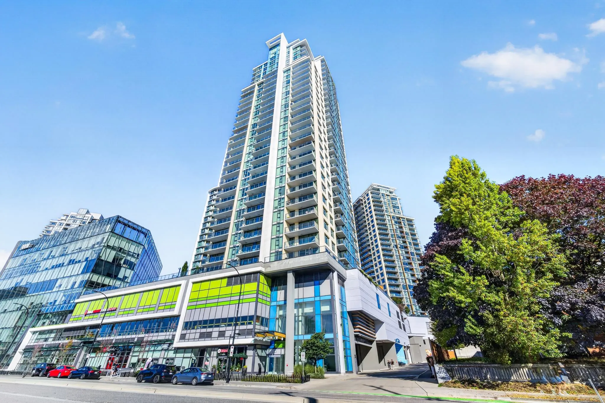 7388 Kingsway #2807